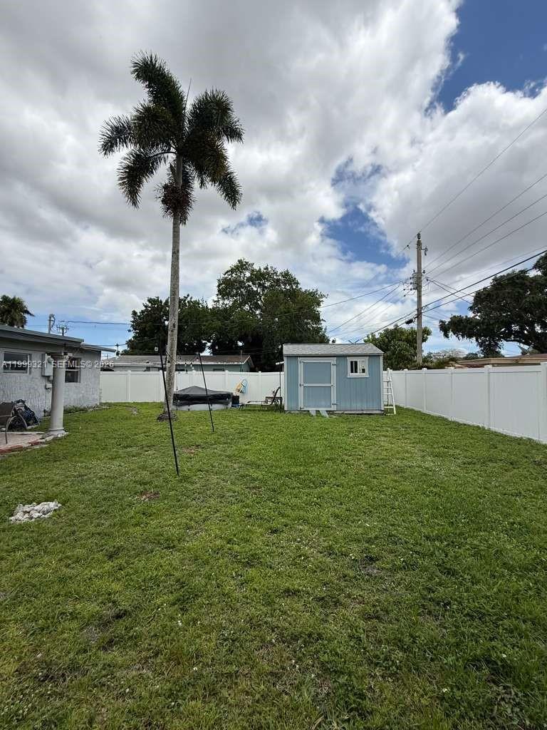 6708 Raleigh Street Hollywood, FL 33024 - Photo 9 of 36