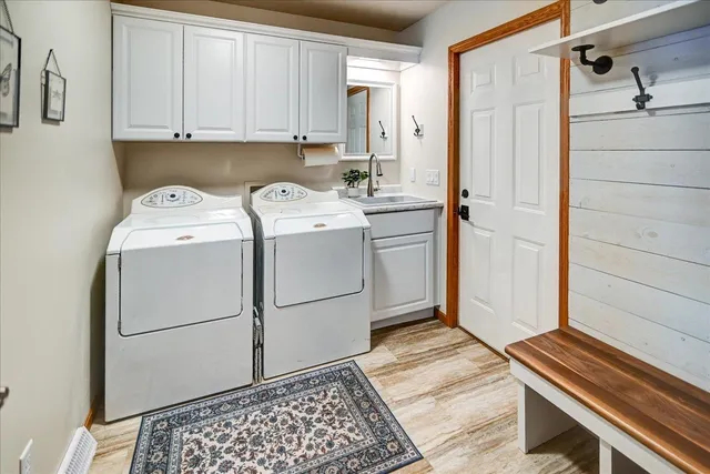 $548,000 | 1275 McMahon Drive, Sun Prairie, WI 53590