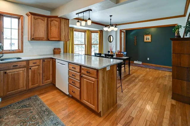 $548,000 | 1275 McMahon Drive, Sun Prairie, WI 53590