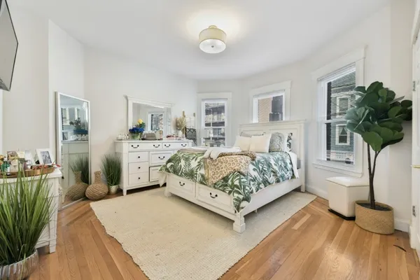 $6,600 | 893 East 4th Street, Unit 1, Boston, MA 02127