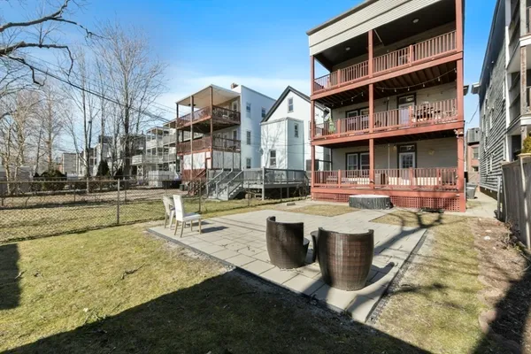 $6,600 | 893 East 4th Street, Unit 1, Boston, MA 02127