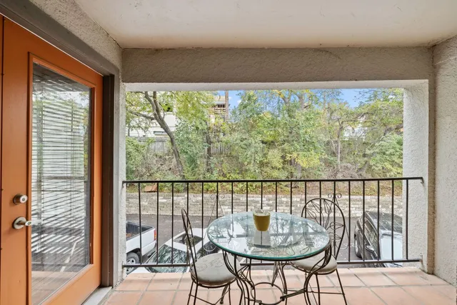 $2,375 | 1101 Shoal Creek Boulevard, Unit 14, Austin, TX 78701
