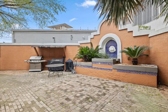 $2,375 | 1101 Shoal Creek Boulevard, Unit 14, Austin, TX 78701