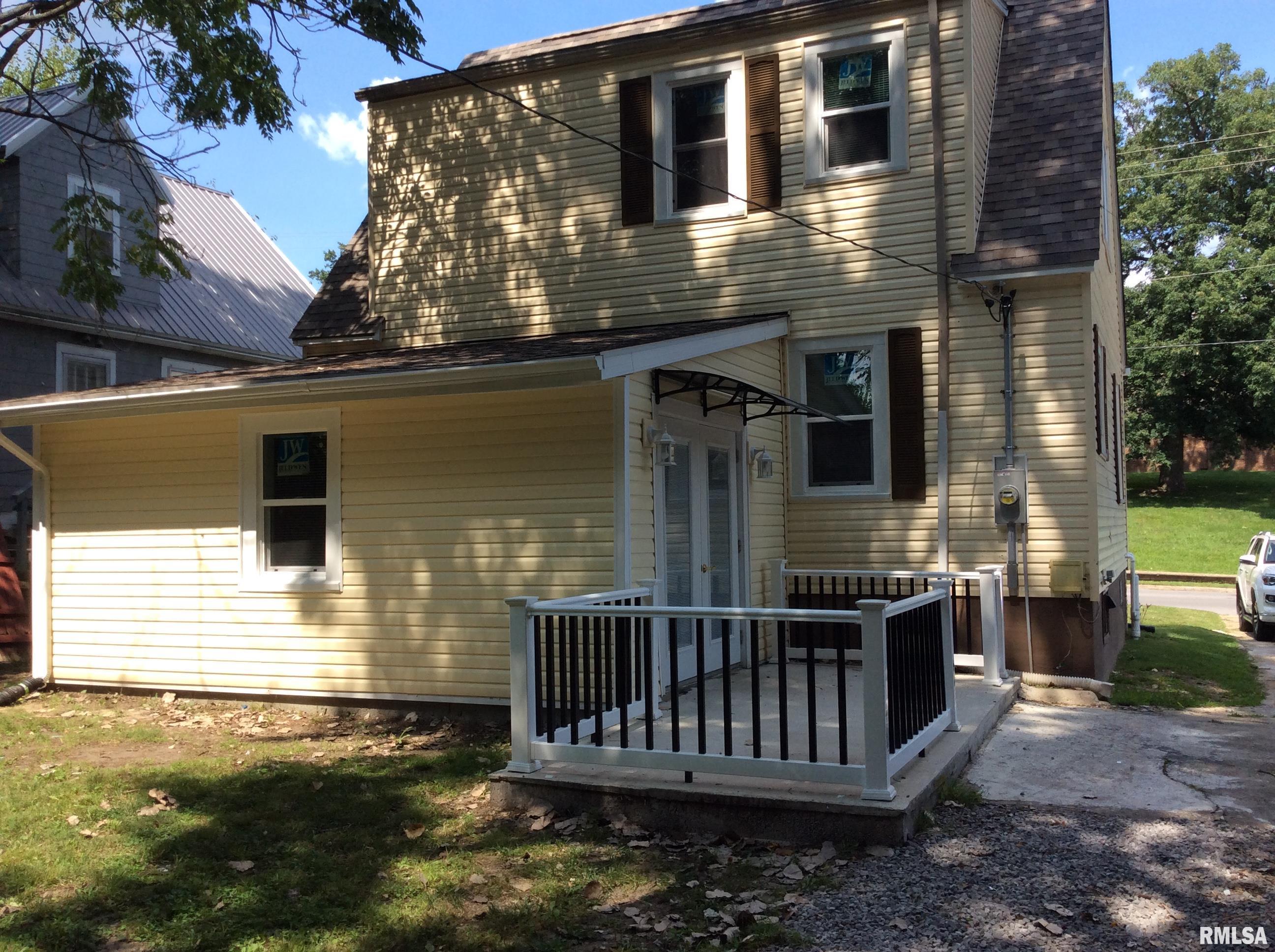 621 Salem Road Mount Vernon, IL 62864 - Photo 3 of 27