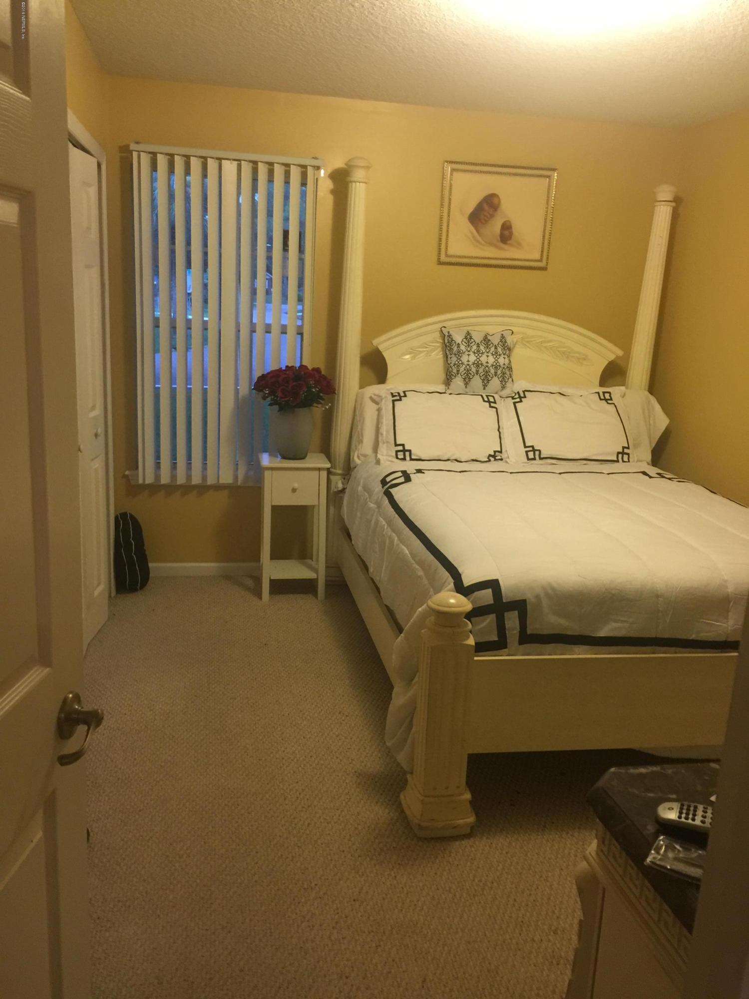 9315 Ribault Avenue Jacksonville, FL 32208 - Photo 10 of 12 IMG_1248