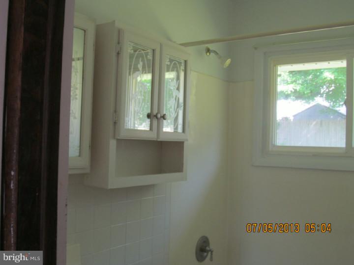 30 Harrow Road Levittown, PA 19056 - Photo 12 of 22 Gallery Image 12