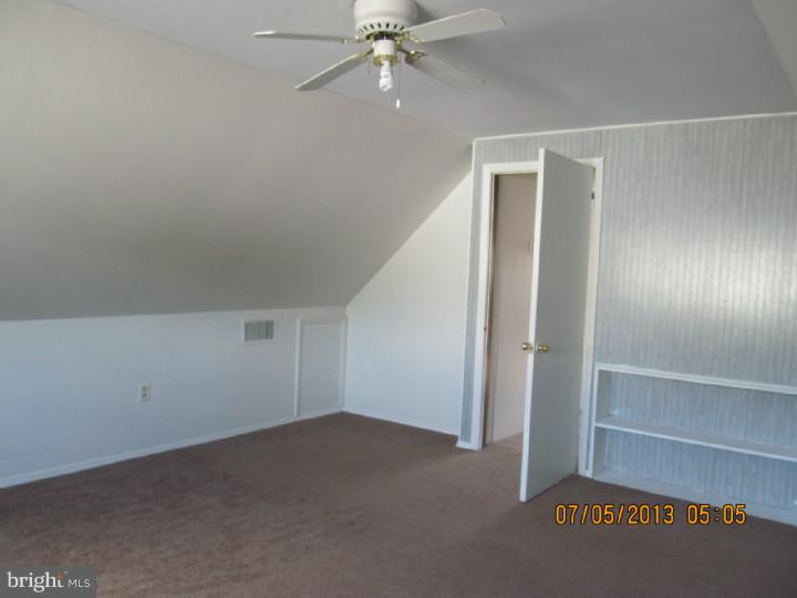 30 Harrow Road Levittown, PA 19056 - Photo 17 of 22 Gallery Image 17