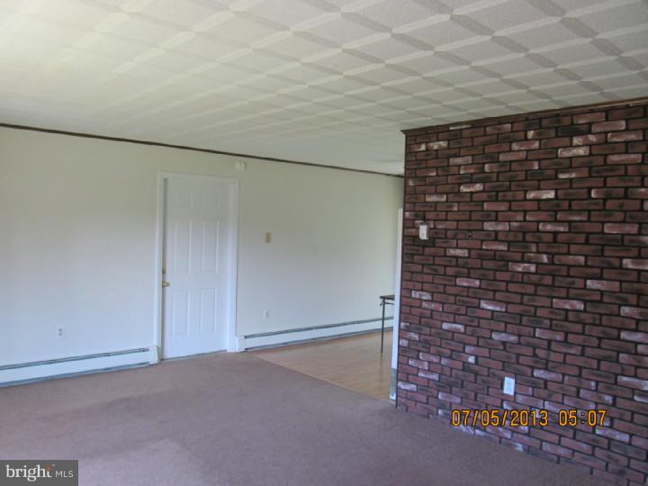 30 Harrow Road Levittown, PA 19056 - Photo 22 of 22 Gallery Image 22