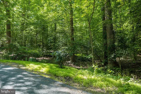 $1,985,000 | 95 River Birch Drive, Great Falls, VA 22066