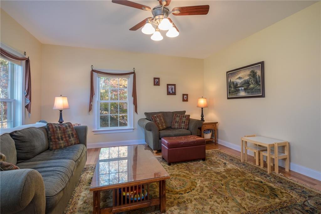 856 Appleton Ridge Road Appleton, ME 04862 - Photo 13 of 35 Family room