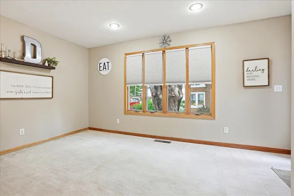 $210,000 | 500 C S 4th Street, Unit C, Fairbury, IL 61739