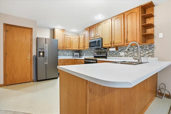 $210,000 | 500 C S 4th Street, Unit C, Fairbury, IL 61739