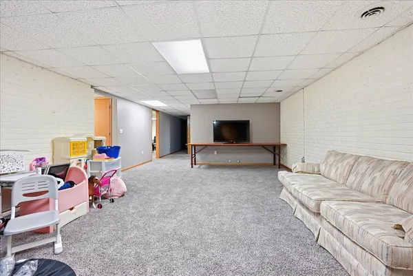 $210,000 | 500 C S 4th Street, Unit C, Fairbury, IL 61739