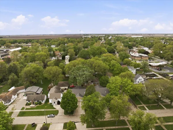 $210,000 | 500 C S 4th Street, Unit C, Fairbury, IL 61739