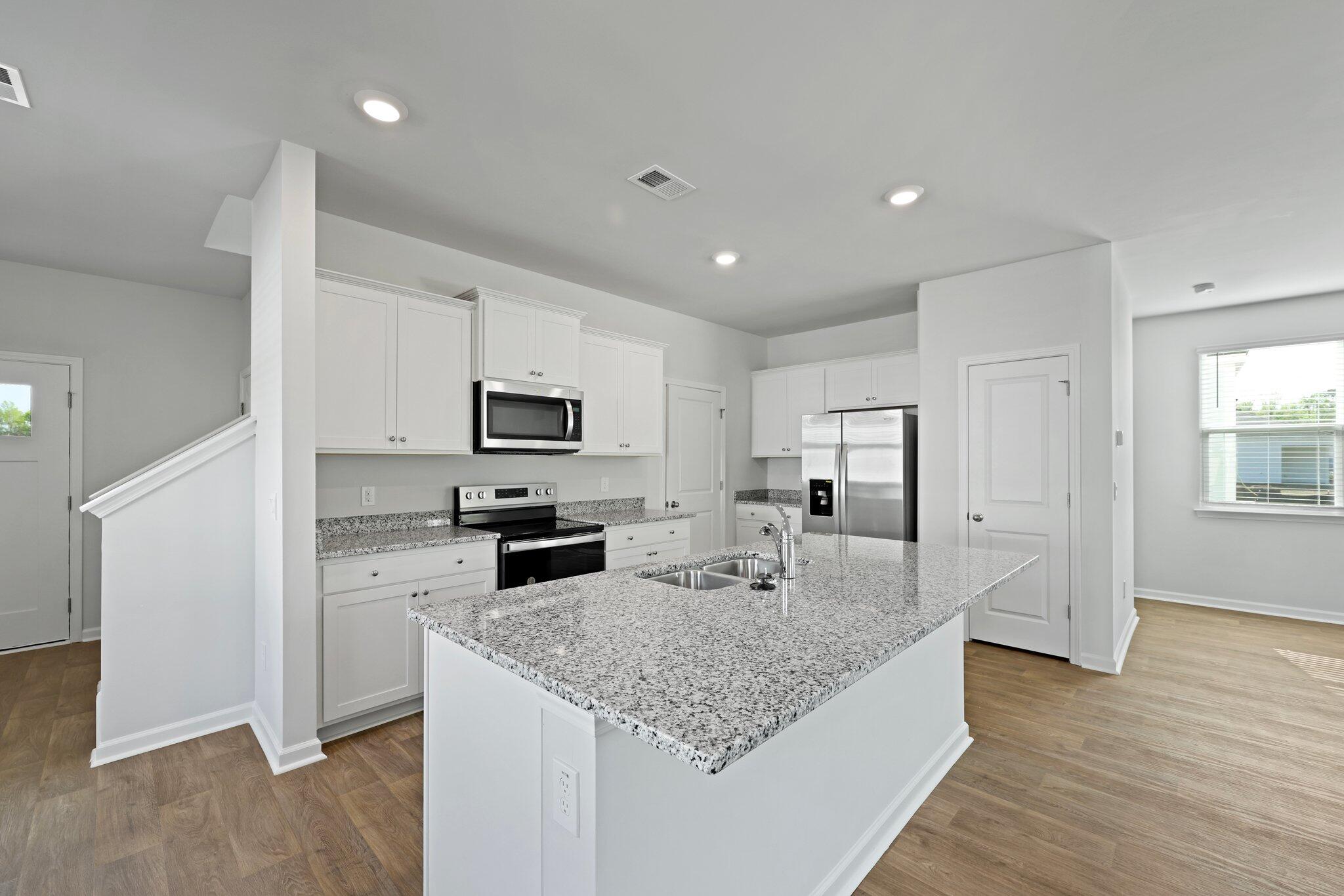 3971 Aberfeldy Lane Ravenel, SC 29470 - Photo 16 of 33 18-web-or-mls-550A0597