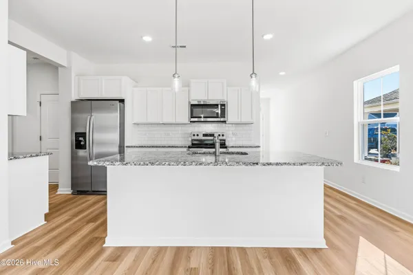 $371,820 | 127 West Farley Drive, Unit 86, Hampstead, NC 28443