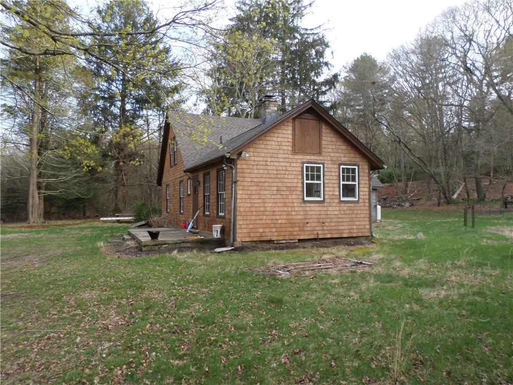79 Beaver River Road Richmond, RI 02892 - Photo 3 of 19