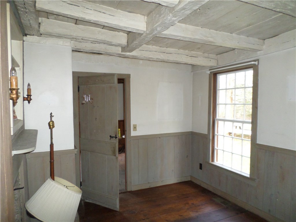 79 Beaver River Road Richmond, RI 02892 - Photo 8 of 19