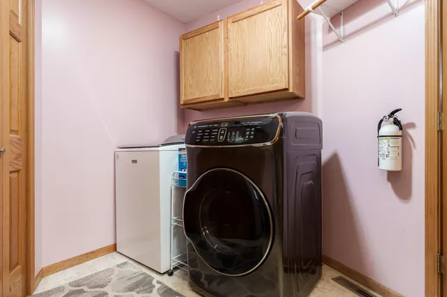 $424,700 | 5076 Oak Hill Road, Rockford, IL 61109