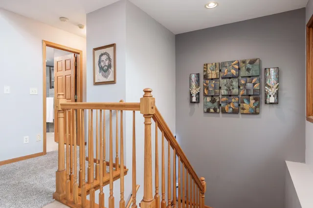 $424,700 | 5076 Oak Hill Road, Rockford, IL 61109