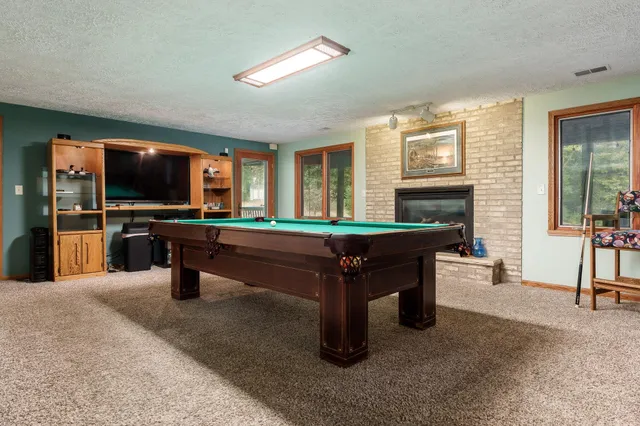 $424,700 | 5076 Oak Hill Road, Rockford, IL 61109