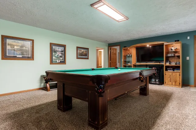 $424,700 | 5076 Oak Hill Road, Rockford, IL 61109