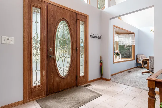 $424,700 | 5076 Oak Hill Road, Rockford, IL 61109