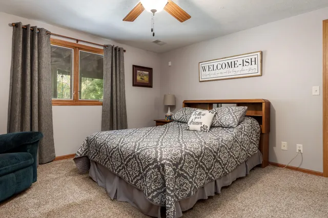 $424,700 | 5076 Oak Hill Road, Rockford, IL 61109