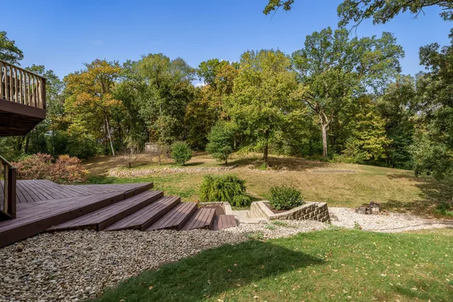 $424,700 | 5076 Oak Hill Road, Rockford, IL 61109