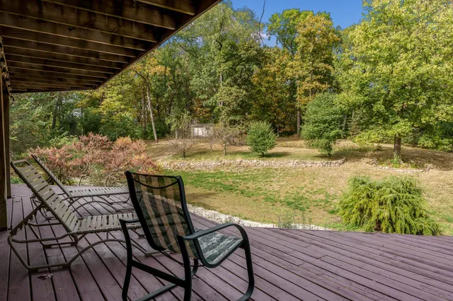 $424,700 | 5076 Oak Hill Road, Rockford, IL 61109