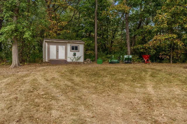 $424,700 | 5076 Oak Hill Road, Rockford, IL 61109