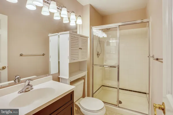 $2,295 | 12103 Greenway Court, Unit 201, Fairfax, VA 22033