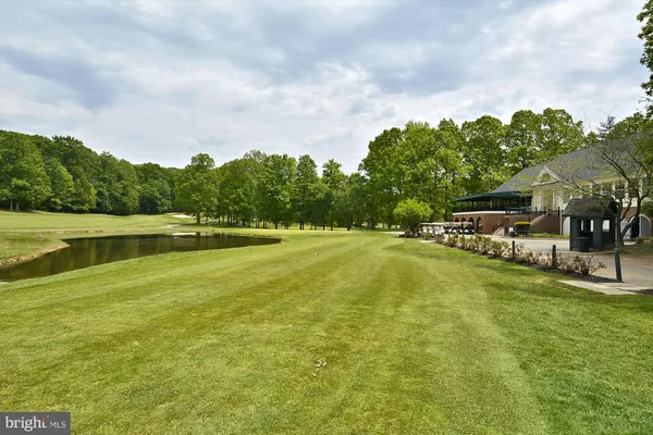 $2,295 | 12103 Greenway Court, Unit 201, Fairfax, VA 22033