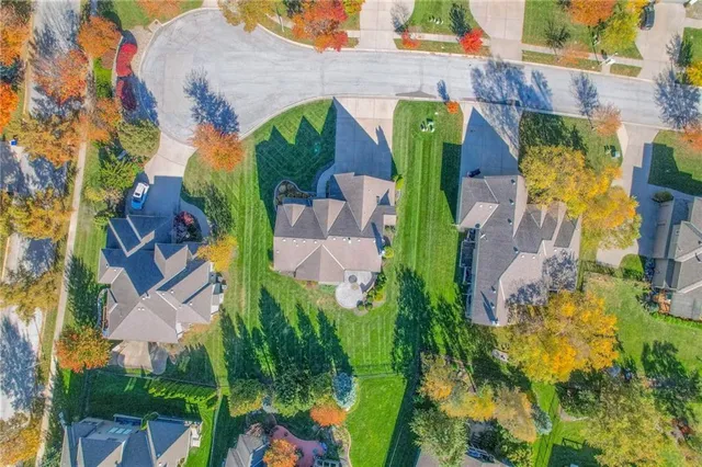 $675,000 | 19011 West 99th Street, Lenexa, KS 66220