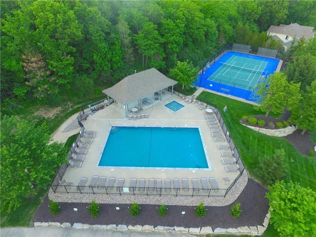 $675,000 | 19011 West 99th Street, Lenexa, KS 66220