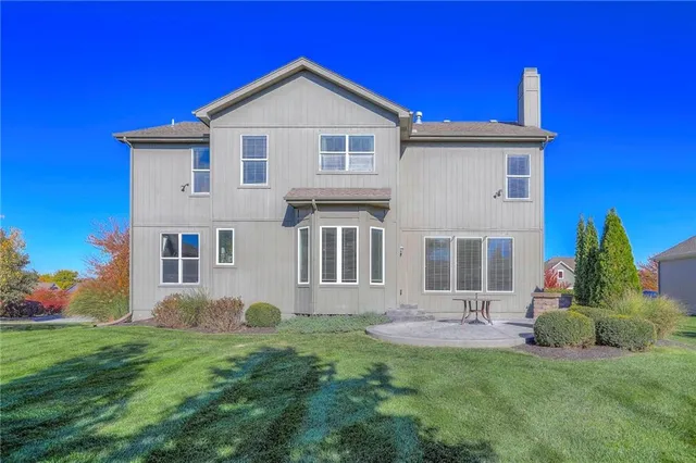 $675,000 | 19011 West 99th Street, Lenexa, KS 66220