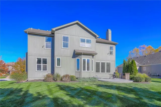 $675,000 | 19011 West 99th Street, Lenexa, KS 66220