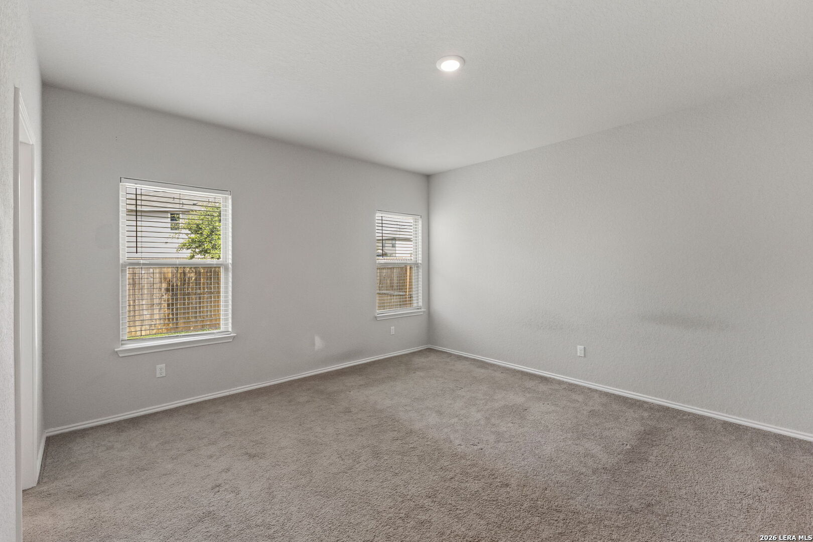 10019 Rancho Real Road San Antonio, TX 78224 - Photo 10 of 17
