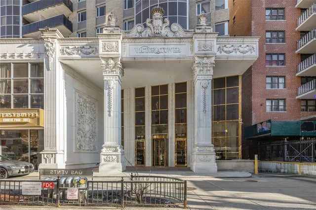 $850,000 | 133-38 Sanford Avenue, Unit 6A | Flushing