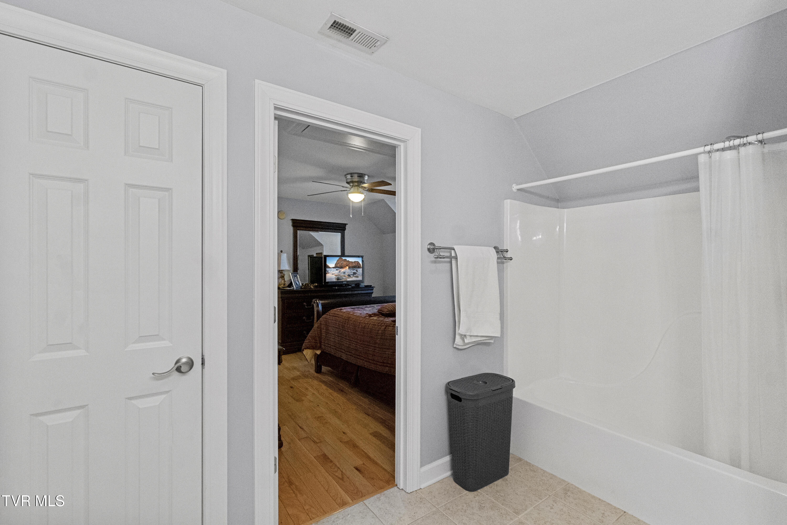 14 West Ridgefield Court Greeneville, TN 37745 - Photo 27 of 79 27