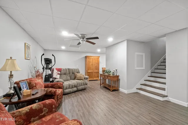 $700,000 | 14 West Ridgefield Court, Greeneville, TN 37745