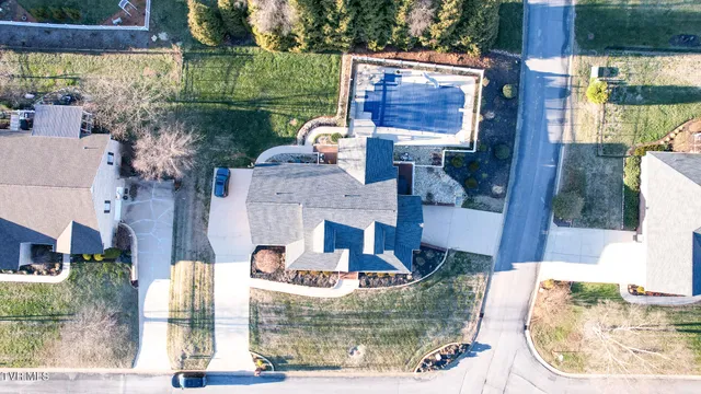 $700,000 | 14 West Ridgefield Court, Greeneville, TN 37745