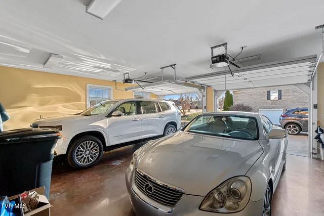 $700,000 | 14 West Ridgefield Court, Greeneville, TN 37745