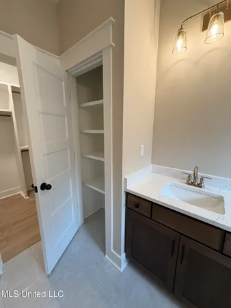 $469,500 | 4291 Bolivar Trail South, Olive Branch, MS 38654