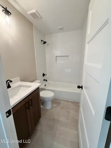 $469,900 | 4291 Bolivar Trail South, Olive Branch, MS 38654