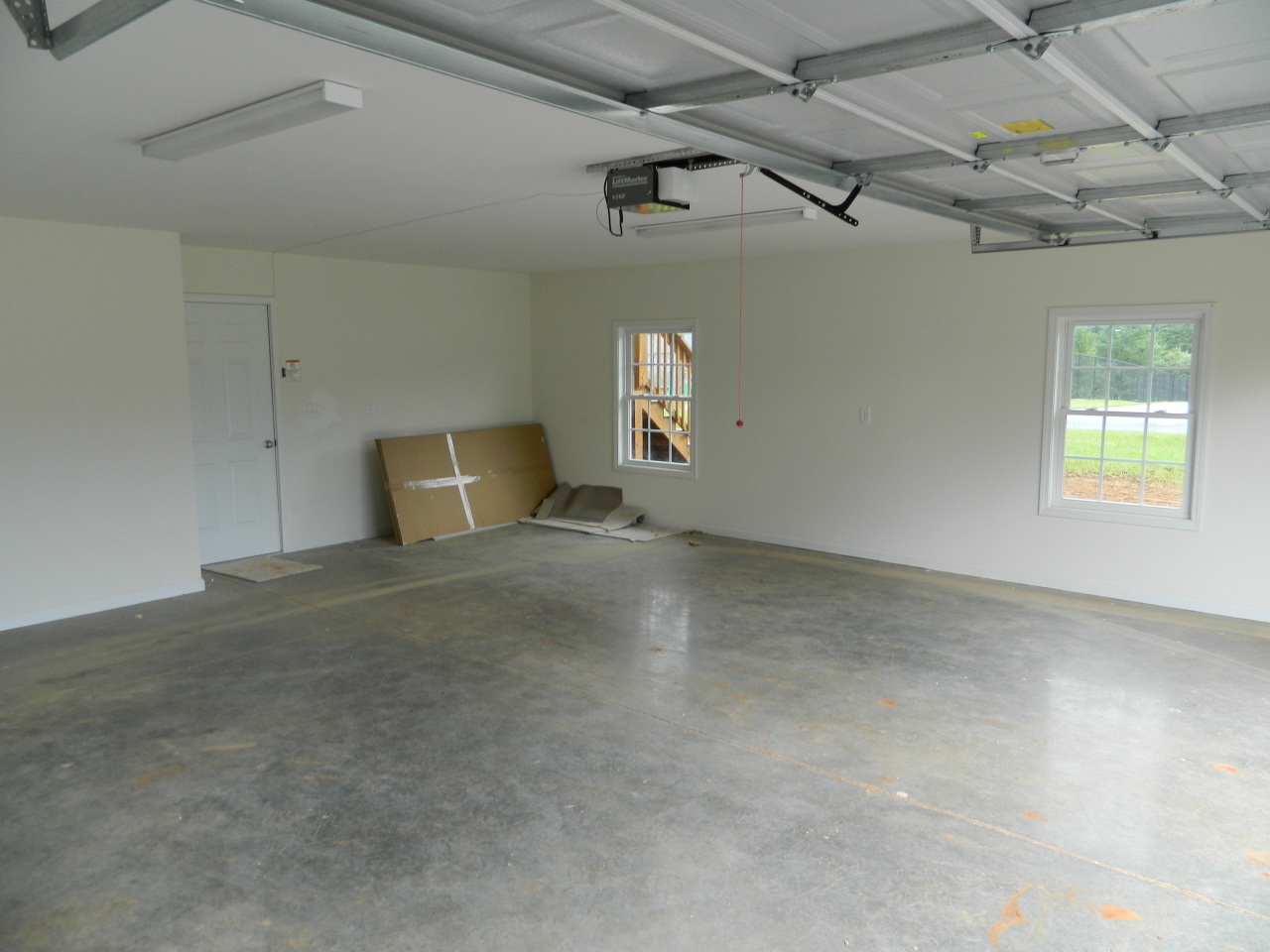 601 High Point Road Moneta, VA 24121 - Photo 12 of 25 garage2