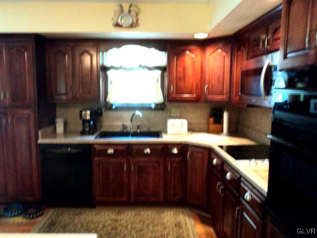 5426 Clauser Road Orefield, PA 18069 - Photo 7 of 15 Gallery Image 7