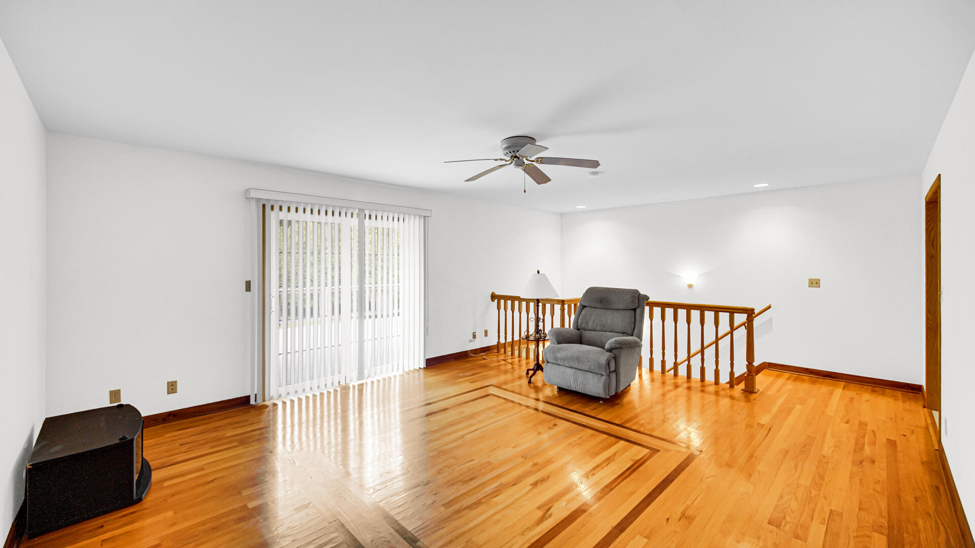 11339 West Snyder Road Westville, IN 46391 - Photo 11 of 27 a view of a room with furniture and wooden floor