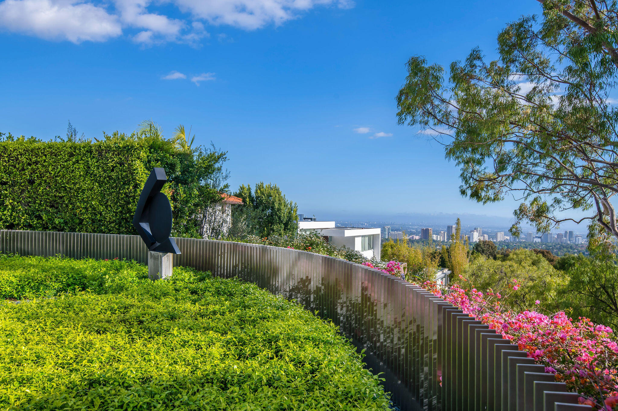 1288 Angelo Drive Beverly Hills, CA 90210 - Photo 16 of 33