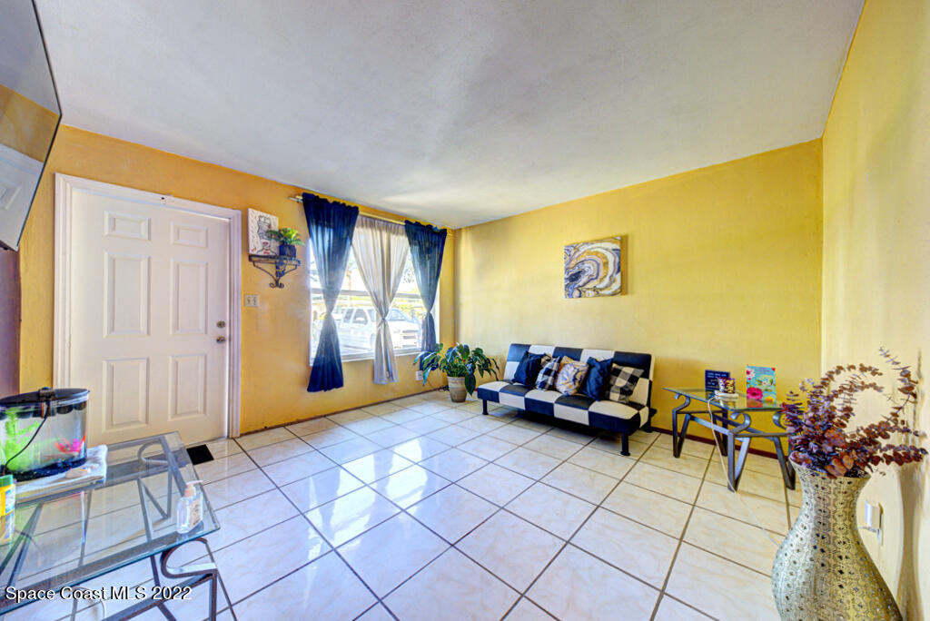1210 Princeton Road Cocoa, FL 32922 - Photo 5 of 37 DSC_4985_6_7_8_9